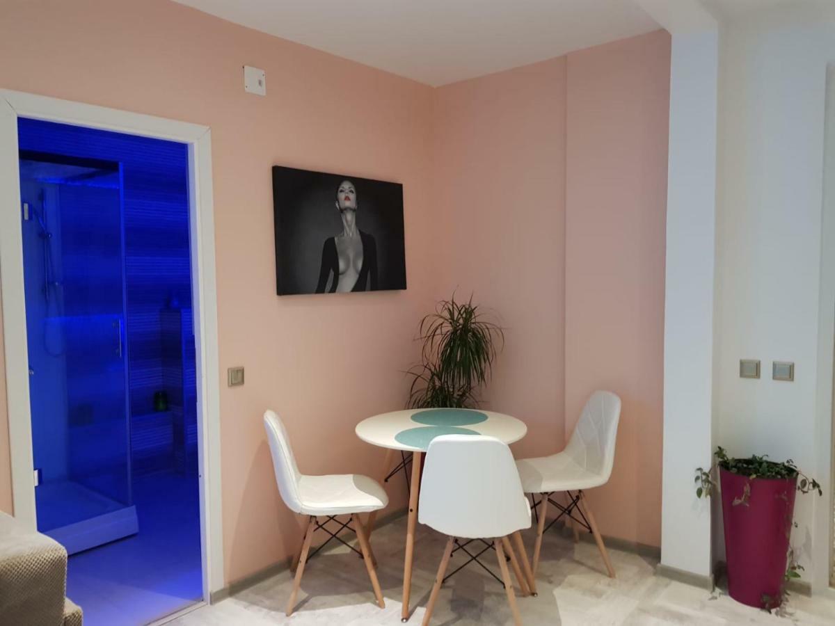 Art Boutique Central Târgu Jiu 외부 사진